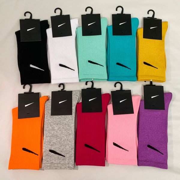 designer socks mens socks wholesale socks men's women stockings pure cotton 10 colors sport sockings letter print, Black
designer socks mens socks wholesale socks men's women stockings pure cotton 10 colors sport sockings letter print, Black