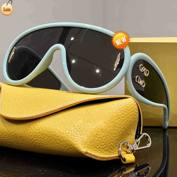 cool sunglasses luxurys classic lens men and desingers women outdoor tour driving party retro fashion beach sun glass vacation leisure prett, White;black
cool sunglasses luxurys classic lens men and desingers women outdoor tour driving party retro fashion beach sun glass vacation leisure prett, White;black