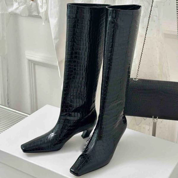 new davis knee high boots slip-on pointed toe stiletto heels women' luxury designer fashion ins booties crocodile patene leather sole s, Black
new davis knee high boots slip-on pointed toe stiletto heels women' luxury designer fashion ins booties crocodile patene leather sole s, Black