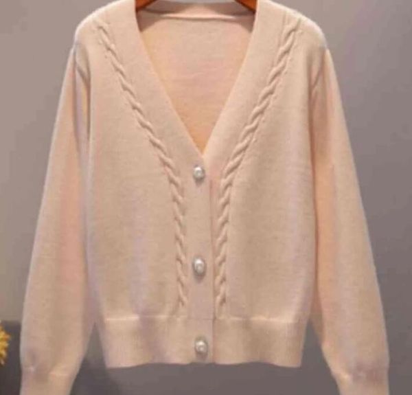 2023 sweater cardigan women autumn winter v neck pearl single breasted loose short thicken sweater sweet long sleeve knitting, White;black
2023 sweater cardigan women autumn winter v neck pearl single breasted loose short thicken sweater sweet long sleeve knitting, White;black