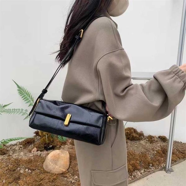 exquisite evening bags bag 's autumn and winter fashion high sense shoulder bag versatile crossbody for work commuting 230828
exquisite evening bags bag 's autumn and winter fashion high sense shoulder bag versatile crossbody for work commuting 230828