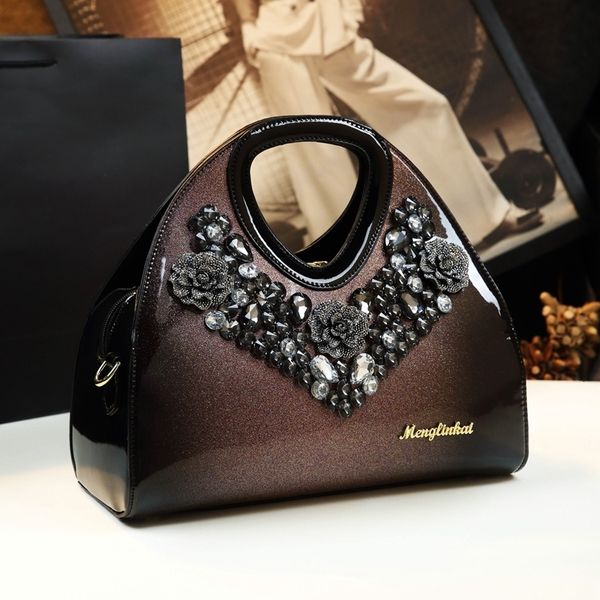 evening bags luxury patent leather women handbags diamond ladies handbags bright shoulder bag flowers design crossbody 230829
evening bags luxury patent leather women handbags diamond ladies handbags bright shoulder bag flowers design crossbody 230829
