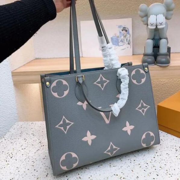 2023 classic new designer tote bag classic presbyopia shopping bag ab face women's bag one shoulder crossbody handbag large capacity sh
2023 classic new designer tote bag classic presbyopia shopping bag ab face women's bag one shoulder crossbody handbag large capacity sh