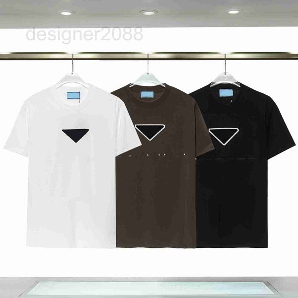 men's t-shirts designer 2023 designers embossing triangular letters man paris fashion t shirt tees street short sleeve luxurys tshirts, White;black
men's t-shirts designer 2023 designers embossing triangular letters man paris fashion t shirt tees street short sleeve luxurys tshirts, White;black