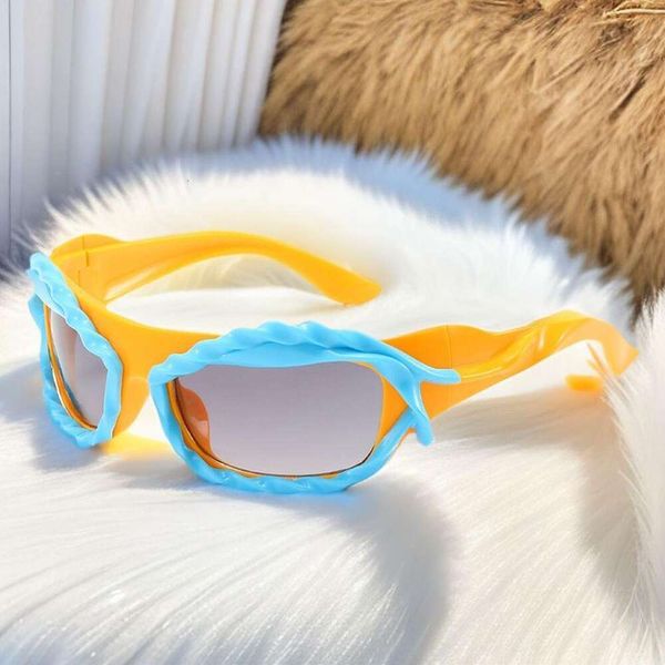 fashion girl avant garde sunglass personality cool catwalk light sunglasses ins, White;black
fashion girl avant garde sunglass personality cool catwalk light sunglasses ins, White;black