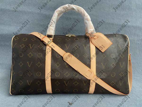 luxury fashion men women high-quality travel duffle bags brand designer luggage handbags with lock large capacity sport bag size 54cm
luxury fashion men women high-quality travel duffle bags brand designer luggage handbags with lock large capacity sport bag size 54cm