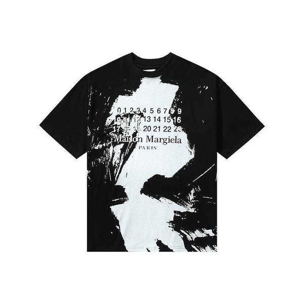 the designer t correct shirt margielas version mm6 of short sleeved letter patchwork hollowed out embroidery number niche trendy mensa ndw o, White;black
the designer t correct shirt margielas version mm6 of short sleeved letter patchwork hollowed out embroidery number niche trendy mensa ndw o, White;black
