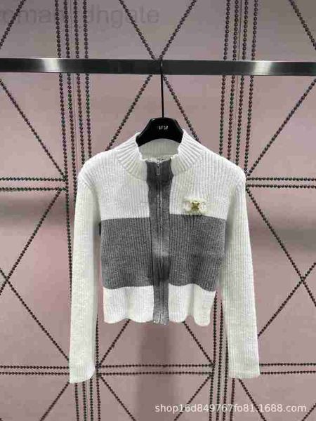 womens sweaters designer early autumn new small high neck zipper cardigan sweater color matching design simple fashion versatile, White;black
womens sweaters designer early autumn new small high neck zipper cardigan sweater color matching design simple fashion versatile, White;black