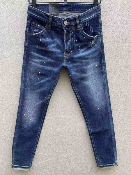 2023 men's denim jeans with blue holes jeans, tight fitting and holes, italian street hip-hop style bicycle jeans
2023 men's denim jeans with blue holes jeans, tight fitting and holes, italian street hip-hop style bicycle jeans