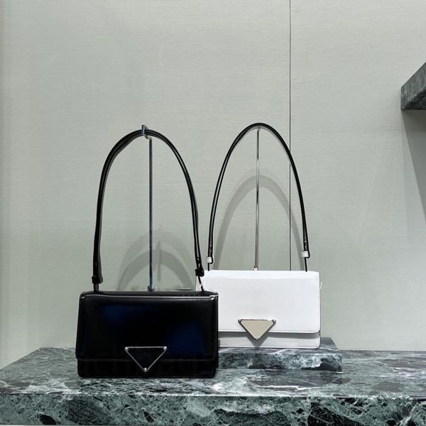 23 new products armpit glossy leather portable shoulder bag classic solid color design letter small square bag european and american style
23 new products armpit glossy leather portable shoulder bag classic solid color design letter small square bag european and american style