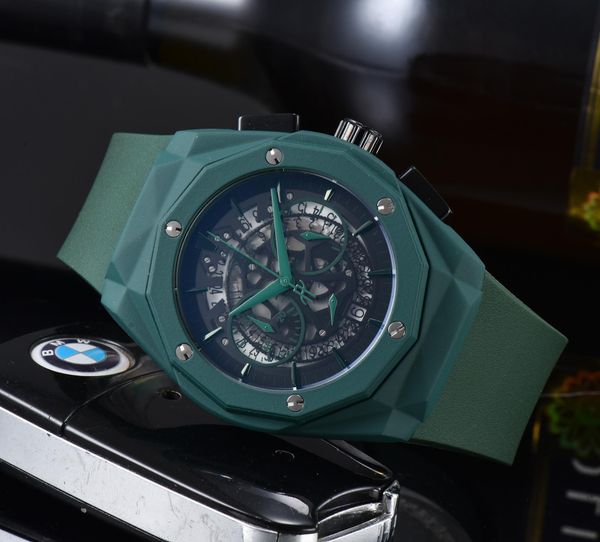2023 new men's watch automatic movement stainless steel fashion watches men rubber strap designers luxurys wristwatches wristwatch aaa5, Slivery;brown
2023 new men's watch automatic movement stainless steel fashion watches men rubber strap designers luxurys wristwatches wristwatch aaa5, Slivery;brown
