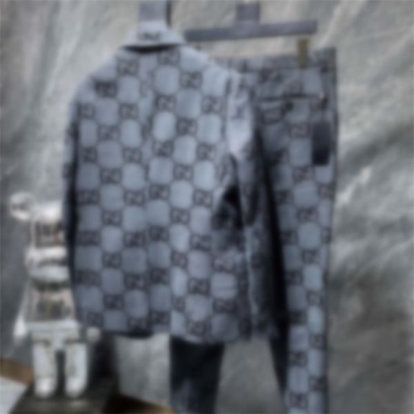 designer mens suits blazers luxury western-style leisure clothes embroidered stripe print coats womens letter printed jacket slim fit casual, White;black
designer mens suits blazers luxury western-style leisure clothes embroidered stripe print coats womens letter printed jacket slim fit casual, White;black