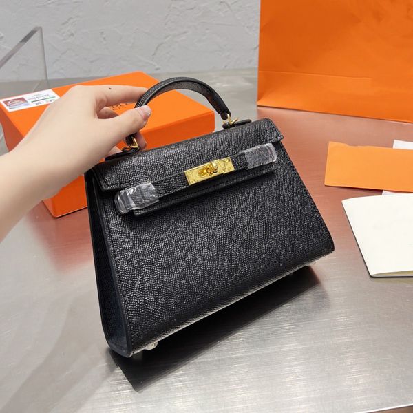 designer bags mini ladies totes leather fashion handbag shoulder crossbody bag size 20cm 25cm
designer bags mini ladies totes leather fashion handbag shoulder crossbody bag size 20cm 25cm