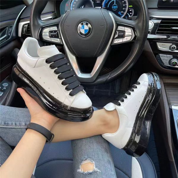 wholesale new designer pro qs og white blue black barb basketball shoes obsidian non-slip shoes men womens blue yellow green board oil paint
wholesale new designer pro qs og white blue black barb basketball shoes obsidian non-slip shoes men womens blue yellow green board oil paint