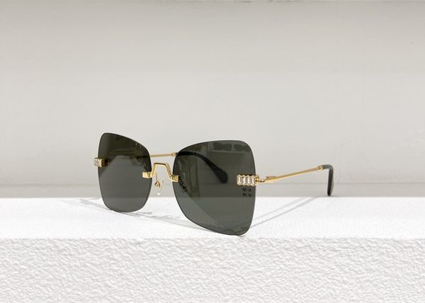 2023 new mi u sunglasses large frame slim women's sunglasses light luxury uv protection sun protection men's sunglasses, White;black
2023 new mi u sunglasses large frame slim women's sunglasses light luxury uv protection sun protection men's sunglasses, White;black