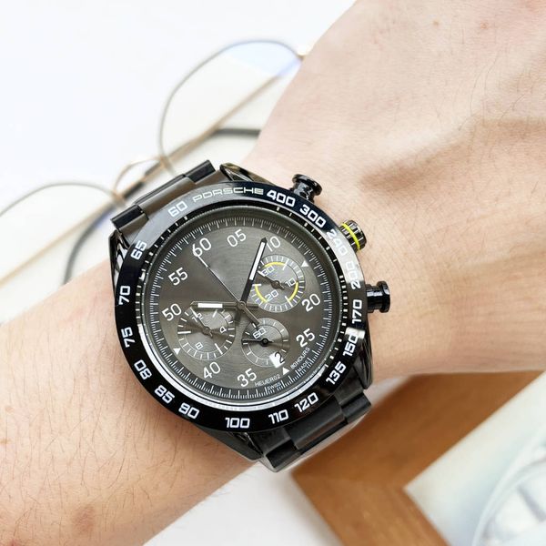 new brand taag-heu luxury men's watches sporty leather strap quartz watches designer watches, Slivery;brown
new brand taag-heu luxury men's watches sporty leather strap quartz watches designer watches, Slivery;brown