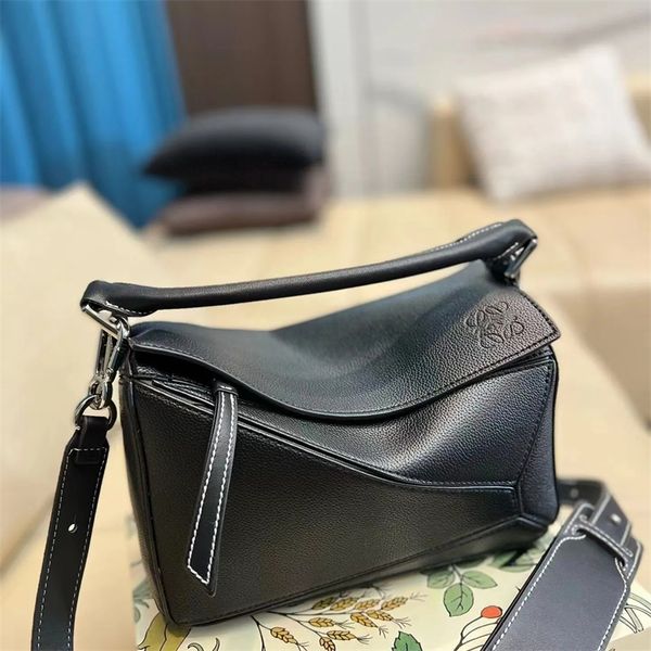 10a fashion makeup bag shoulder bag puzzle large capacity zipper opening leather bag body linen adjustable shoulder strap vacation casual cr 
10a fashion makeup bag shoulder bag puzzle large capacity zipper opening leather bag body linen adjustable shoulder strap vacation casual cr