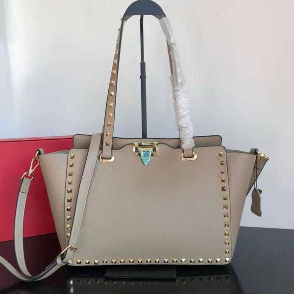 valantioes classic women's handbag bags luxury handbags designer women rivet shopping portable shoulder pattern mommy tote lqir
valantioes classic women's handbag bags luxury handbags designer women rivet shopping portable shoulder pattern mommy tote lqir