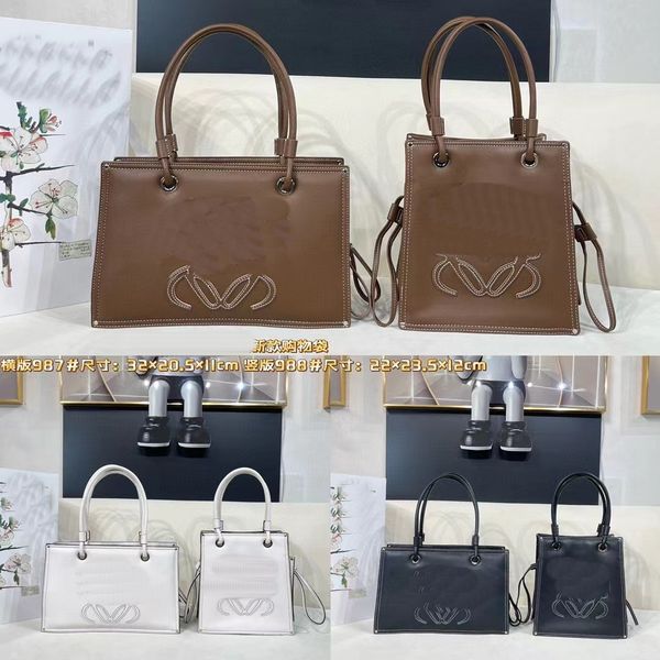new shoulder bag handbag bag shopping bag with liner small ladies bag multi-color collocation box handbag work weekend travel handbag ready
new shoulder bag handbag bag shopping bag with liner small ladies bag multi-color collocation box handbag work weekend travel handbag ready
