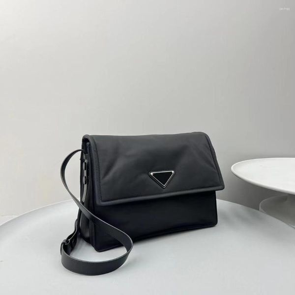 shoulder bags bag women's box female high -quality ladies handbags for women male and nylon crossbody messenger
shoulder bags bag women's box female high -quality ladies handbags for women male and nylon crossbody messenger