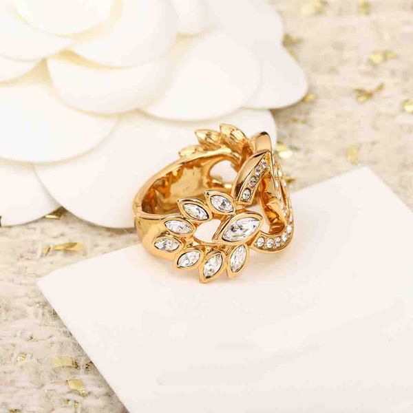 2023 luxury quality charm punk band ring with hollow design and sparkly diamond in 18k gold plated have box stamp ps7569a, Silver
2023 luxury quality charm punk band ring with hollow design and sparkly diamond in 18k gold plated have box stamp ps7569a, Silver