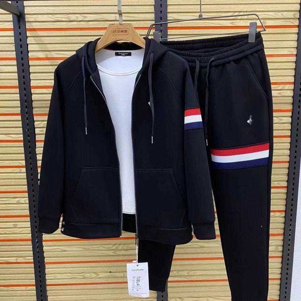 2023 fashion sportswear maya simple casual luxury two-piece jumper sportswear trend designer letter edge women slim-fit jumper design scan, Gray
2023 fashion sportswear maya simple casual luxury two-piece jumper sportswear trend designer letter edge women slim-fit jumper design scan, Gray