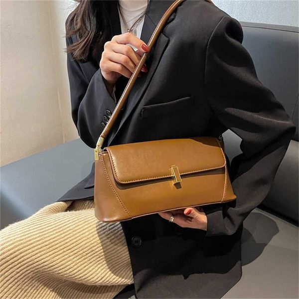 exquisite evening bags advanced and fashionable women's bag trendy autumn winter niche design method stick bag underarm shoulder 230828
exquisite evening bags advanced and fashionable women's bag trendy autumn winter niche design method stick bag underarm shoulder 230828