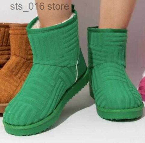 boots new women's luxury brand thick sole plus velvet thick snow boots large size warm towel short boots cotton shoes 36-43 t230829, Black
boots new women's luxury brand thick sole plus velvet thick snow boots large size warm towel short boots cotton shoes 36-43 t230829, Black