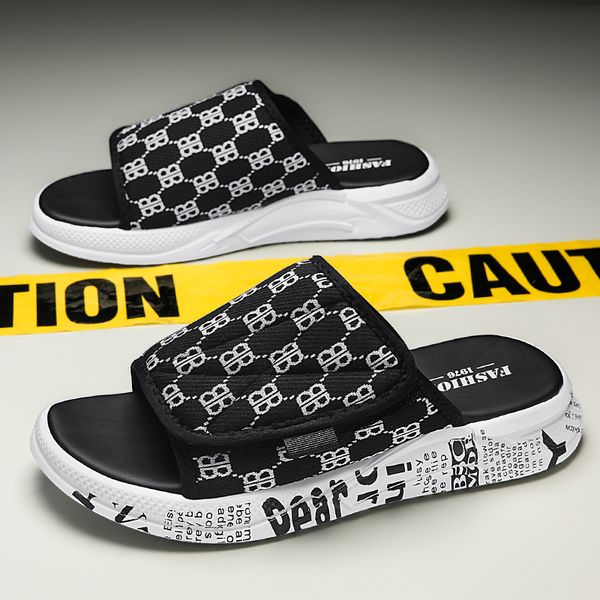 2024 slippers for men and women light luxury classic everything comfortable explosive bread slippers sticky graffiti process trend, Black
2024 slippers for men and women light luxury classic everything comfortable explosive bread slippers sticky graffiti process trend, Black