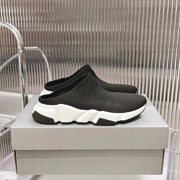 2023 new fashion plus size women luxury brand design platform slippers summer mash beach ladies sport outdoor flat shoes, Black
2023 new fashion plus size women luxury brand design platform slippers summer mash beach ladies sport outdoor flat shoes, Black