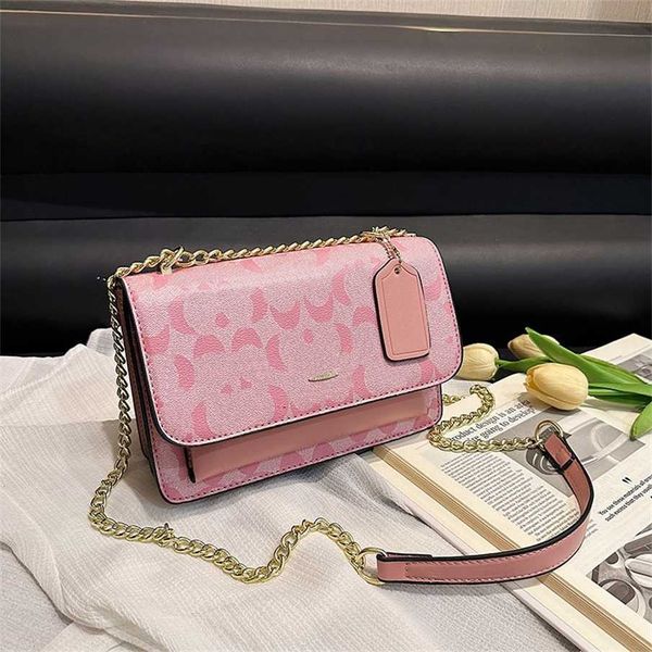 classy designer shoulder bag famous brand women handbags luxury crossbody for woman fashion design purses totes leather
classy designer shoulder bag famous brand women handbags luxury crossbody for woman fashion design purses totes leather