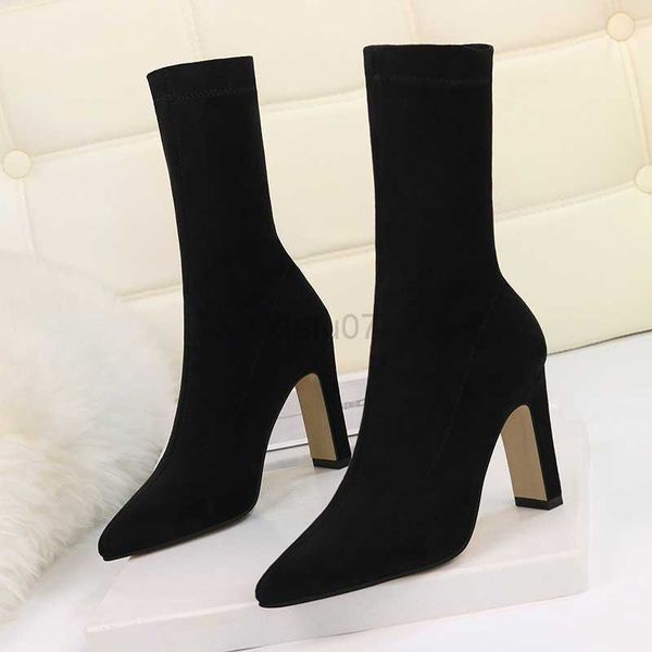 boots plus size high heel boots sock women 2023 flock shoes party thick heel ankle booties female winter pointed toe boots shoes l0829, Black
boots plus size high heel boots sock women 2023 flock shoes party thick heel ankle booties female winter pointed toe boots shoes l0829, Black