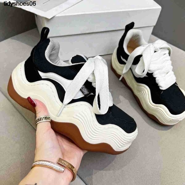shoes xu luwang sulong tan jianci same heyday thick soled big wave raised bread for men women lovers, Black
shoes xu luwang sulong tan jianci same heyday thick soled big wave raised bread for men women lovers, Black