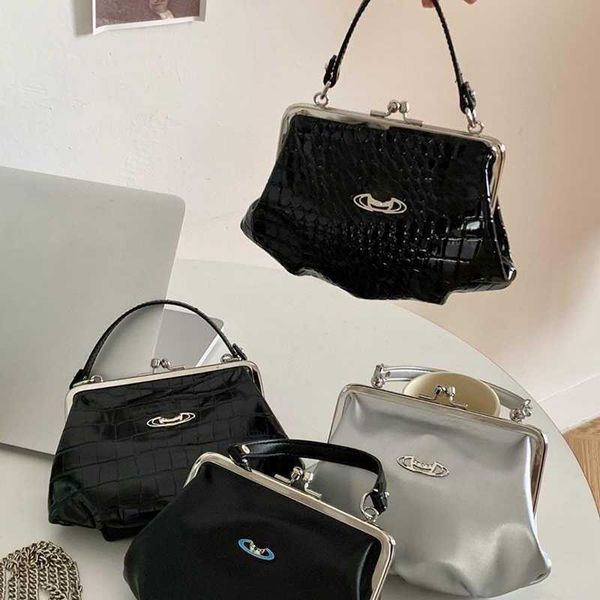 saturn pattern chain dumpling bag vivi handle tote bag women leather shoulder bags leather handbag handheld clip bag fashion totes purse 230
saturn pattern chain dumpling bag vivi handle tote bag women leather shoulder bags leather handbag handheld clip bag fashion totes purse 230