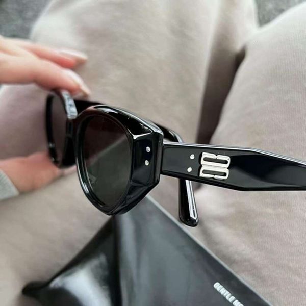k pop fashion cat eye sunglasses for women retract style small frame rice nail sunsunglasses men ins selfie glasses, White;black
k pop fashion cat eye sunglasses for women retract style small frame rice nail sunsunglasses men ins selfie glasses, White;black