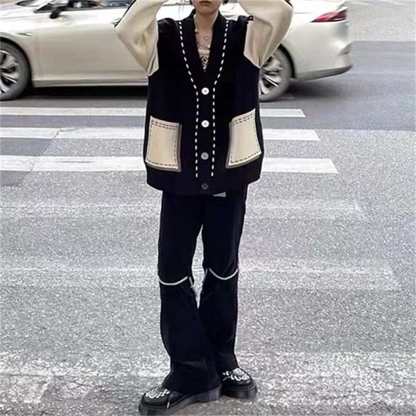 autumn and winter sweaters design niche korean loose western style lazy sweater womens cardigan coat, White;black
autumn and winter sweaters design niche korean loose western style lazy sweater womens cardigan coat, White;black