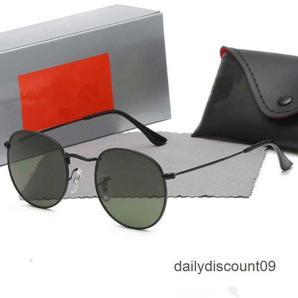 men classic brand retro women sunglasses luxury designer eyewear metal frame designers sun glasses woman rays with original box a3447-2, White;black
men classic brand retro women sunglasses luxury designer eyewear metal frame designers sun glasses woman rays with original box a3447-2, White;black