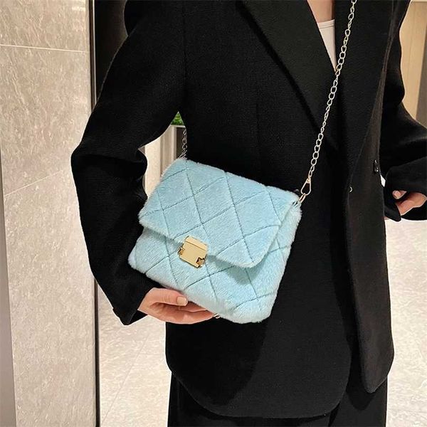 evening bags trendy winter plush bag for women new women's cross body texture small fragrant 230828
evening bags trendy winter plush bag for women new women's cross body texture small fragrant 230828