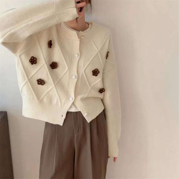 cardigan sweater womens spring and autumn loose round neck flower design sense niche coat short top, White;black
cardigan sweater womens spring and autumn loose round neck flower design sense niche coat short top, White;black