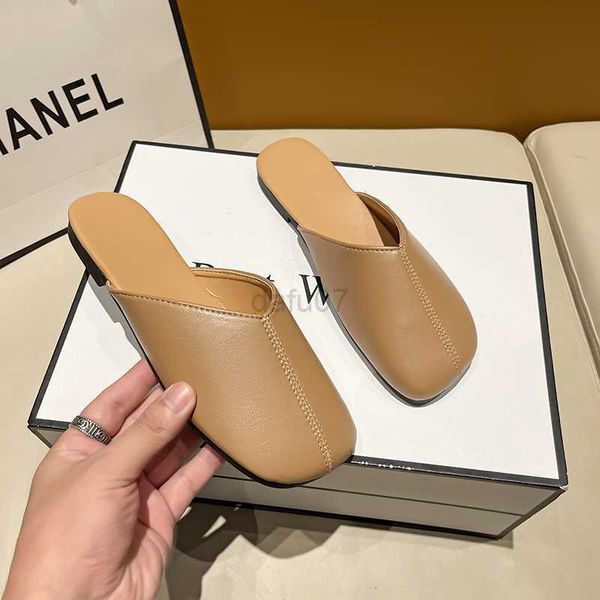 slippers women mules 2022 summer new elegant square closed toe flat slippers female shoes casual leather white slides plus size 35-42 l0829, Black
slippers women mules 2022 summer new elegant square closed toe flat slippers female shoes casual leather white slides plus size 35-42 l0829, Black
