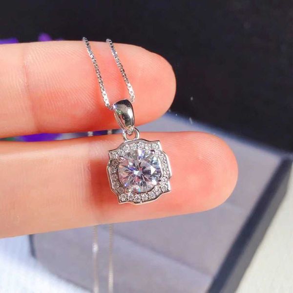 designer pendant harry w luxury clavicle chain super flash eight heart eight arrow imitation pendant female accessories romantic fashion jew, Silver
designer pendant harry w luxury clavicle chain super flash eight heart eight arrow imitation pendant female accessories romantic fashion jew, Silver