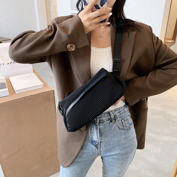 evening bags shoulder crossbody bag female small 2023 fashion trend outdoor zipper leisure hundred men and women couples 230828
evening bags shoulder crossbody bag female small 2023 fashion trend outdoor zipper leisure hundred men and women couples 230828