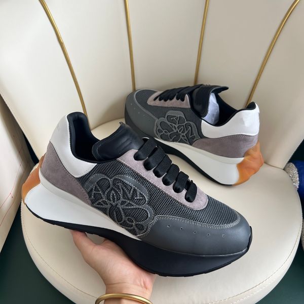 designers luxurys shoes casual mens women white leather platforms black suede bule outdoor sneakers fashion amcq shoes
designers luxurys shoes casual mens women white leather platforms black suede bule outdoor sneakers fashion amcq shoes