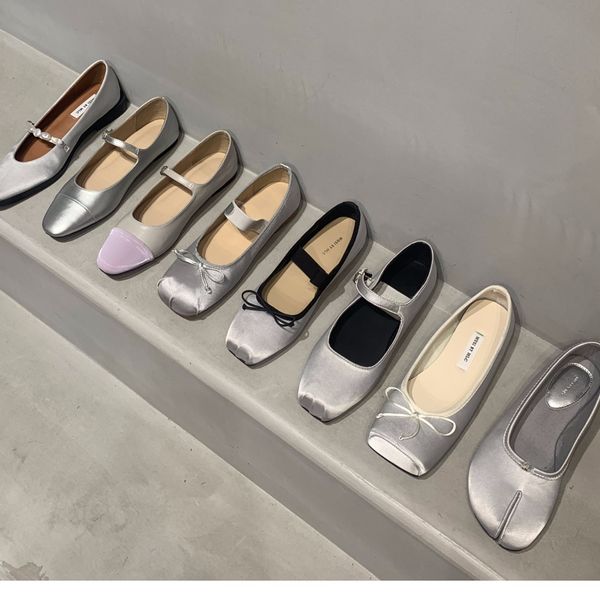 dress shoes bailamos brand women silk flat shoes fashion slip on ladies casual moccasin ballets shoes round toe class loafers mujer 230829, Black
dress shoes bailamos brand women silk flat shoes fashion slip on ladies casual moccasin ballets shoes round toe class loafers mujer 230829, Black