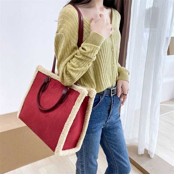 evening bags south korea dongdaemun wool lamb bag women's autumn and winter ins premium large capacity commuter tote 230828
evening bags south korea dongdaemun wool lamb bag women's autumn and winter ins premium large capacity commuter tote 230828
