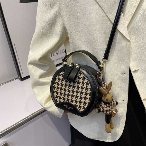 evening bags fashion thousand bird checker small round bag early spring temperament versatile women's shoulder crossbody 230828
evening bags fashion thousand bird checker small round bag early spring temperament versatile women's shoulder crossbody 230828