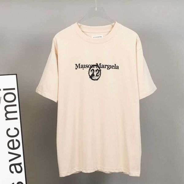 high shirt margielas mm6 designer version short t sleeved men's loose cut out embroidery number stitching letter niche trendy t-shirt f, White;black
high shirt margielas mm6 designer version short t sleeved men's loose cut out embroidery number stitching letter niche trendy t-shirt f, White;black