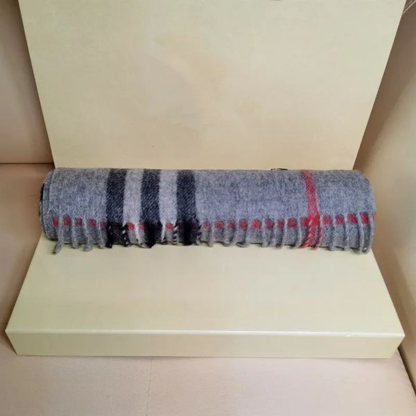Classic Echarpe Scarf Plaid Designer 2023 100% Cashmere Echarpe Tassel Designers Scarves Scarfs Shawl Sciarpa for Wi S
Classic Echarpe Scarf Plaid Designer 2023 100% Cashmere Echarpe Tassel Designers Scarves Scarfs Shawl Sciarpa for Wi S