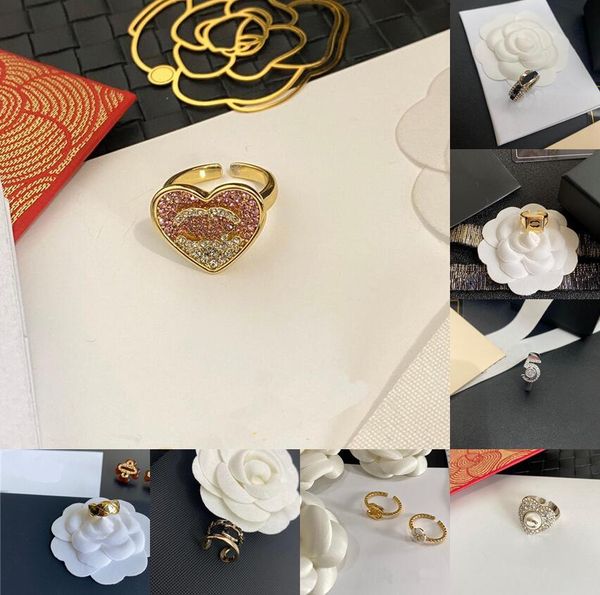 luxury designer 18k gold plated silver band rings high-end brand letter steel seal ring inlaid diamond fashion christmas birthday gift jewel
luxury designer 18k gold plated silver band rings high-end brand letter steel seal ring inlaid diamond fashion christmas birthday gift jewel