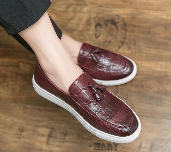 luxury brand printed pattern men dress shoes flat casual shoe business office oxfords genuine leather designers loafer size:eu39-47, Black
luxury brand printed pattern men dress shoes flat casual shoe business office oxfords genuine leather designers loafer size:eu39-47, Black